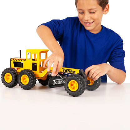 Tonka Road Grader - US 5047